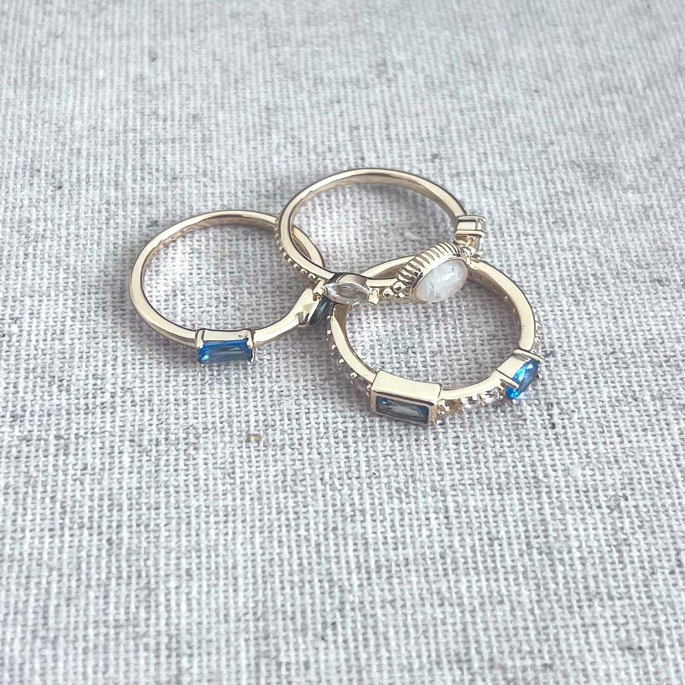 Awe Inspired Oracle Stacking Ring Set, Size 6 - Picture 7 of 9
